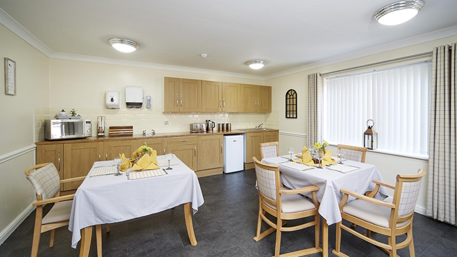 Dearnevale dining room