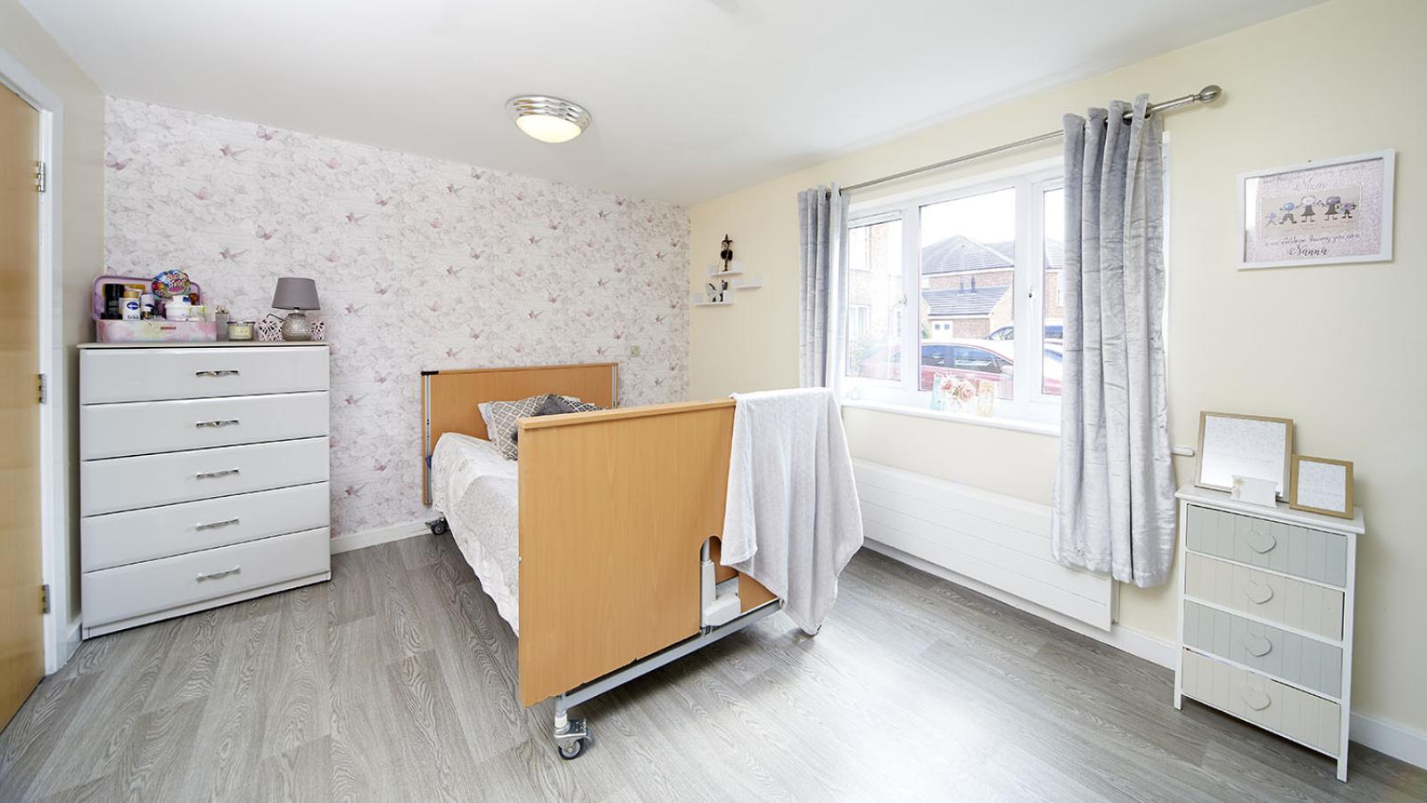 Fairburn Mews bedroom 