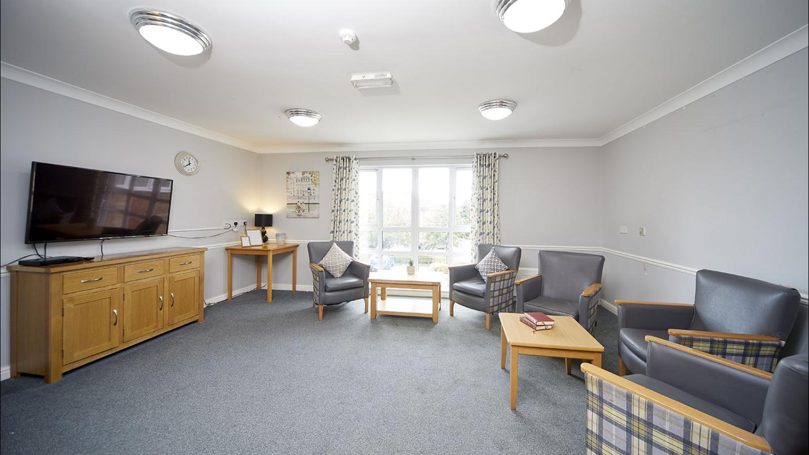 Fairburn Mews lounge
