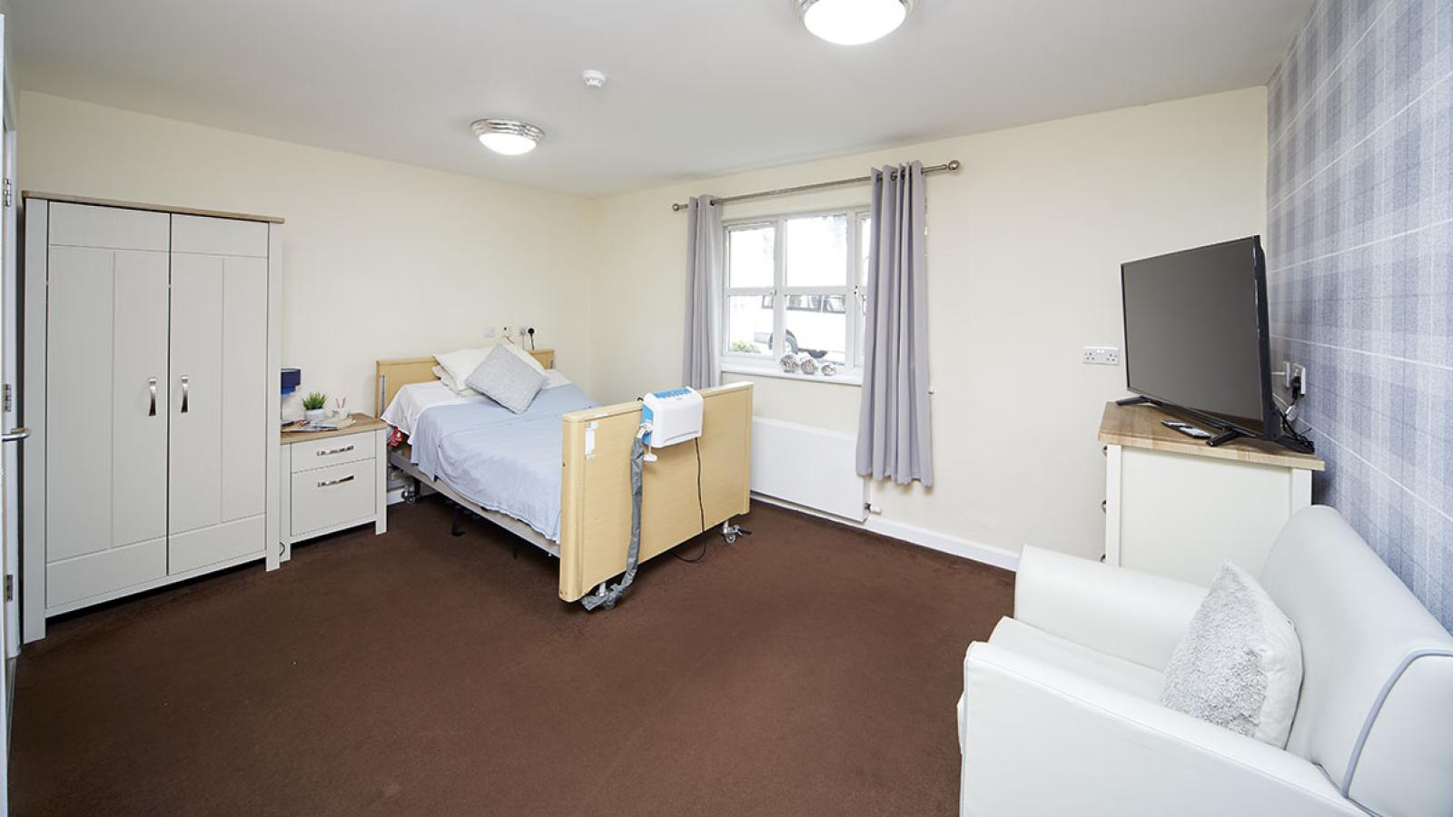 Greenside Court bedroom