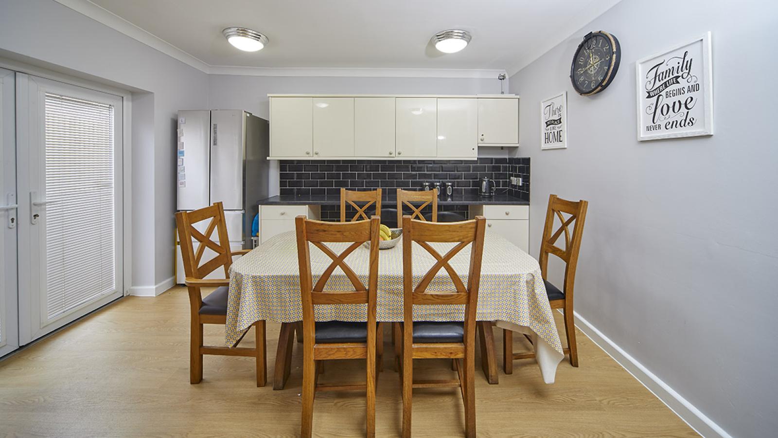 Lonnen Grove dining room