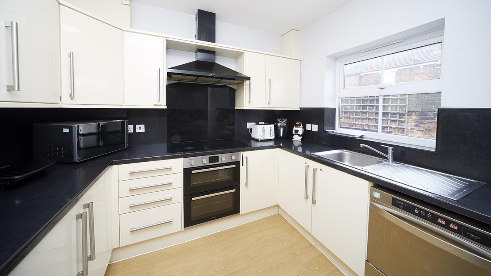 Lonnen Grove kitchen