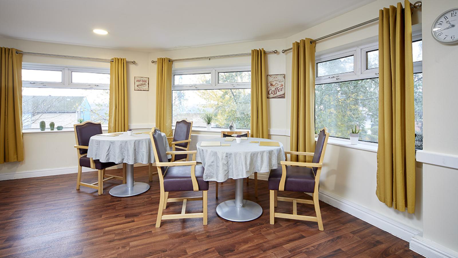 Willowbeck dining room