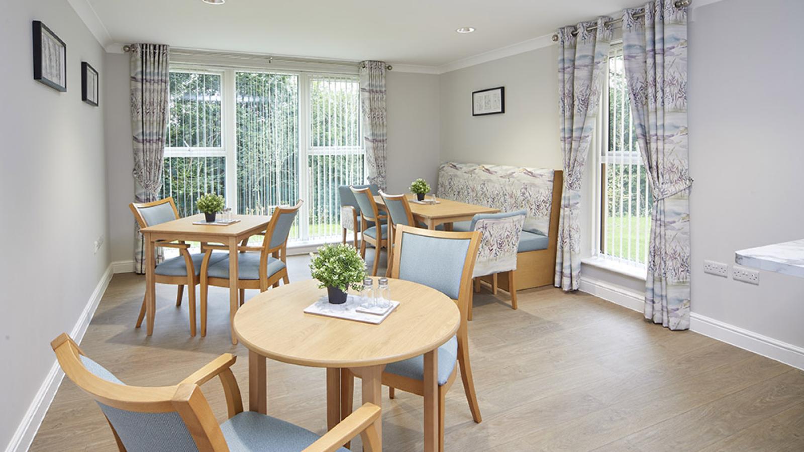 Woodside Place dining room