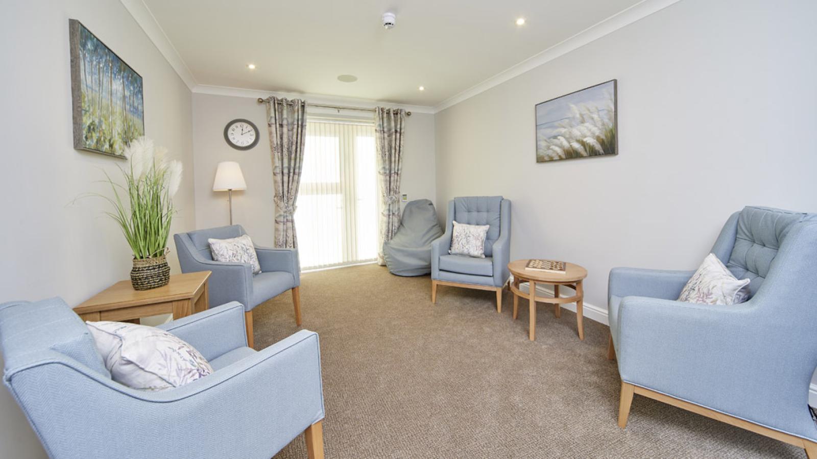 Quiet lounge at Laurel Place