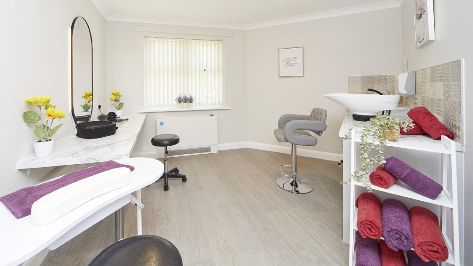 Lepton Heights Salon