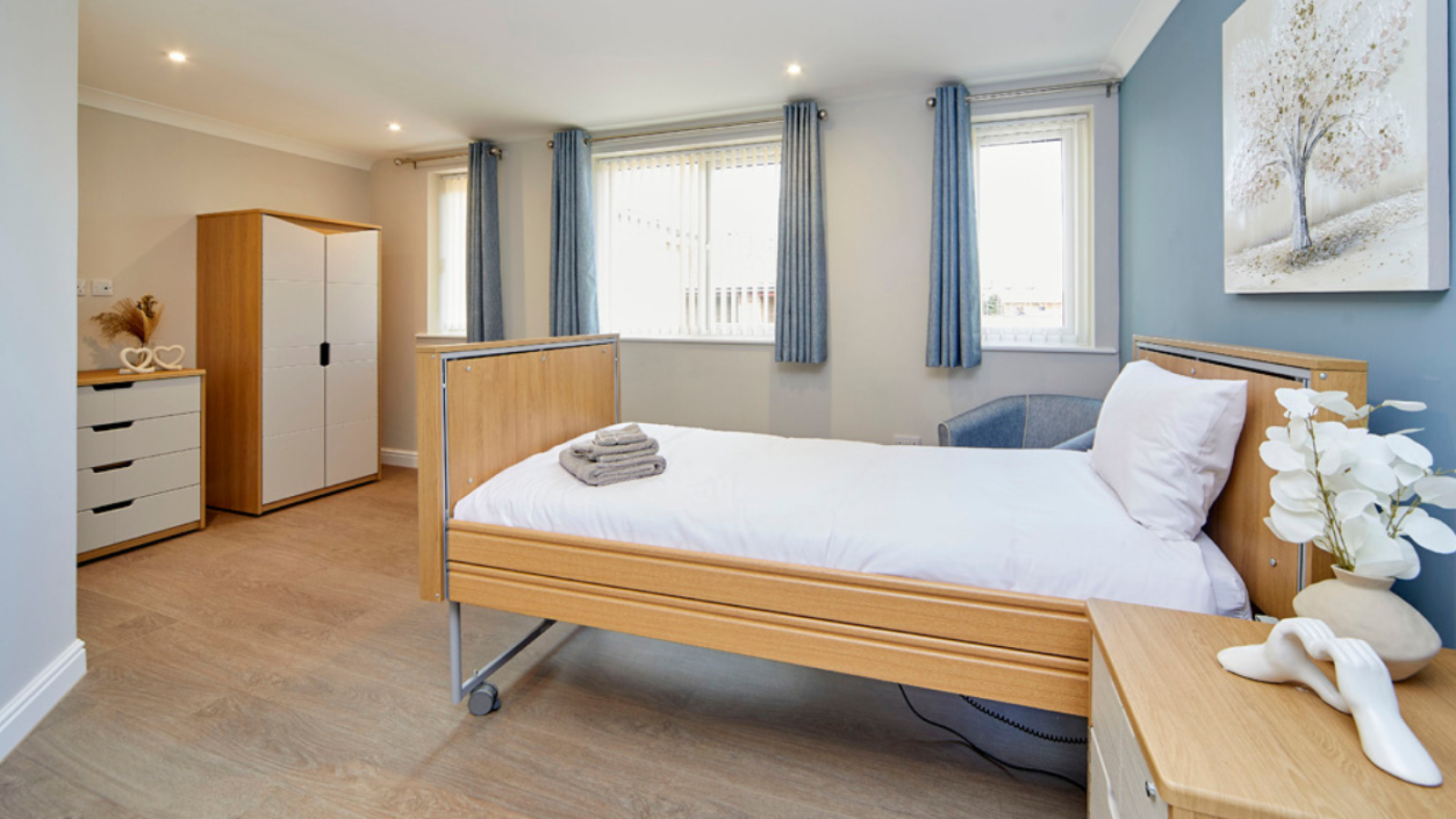 Walton Grove bedroom